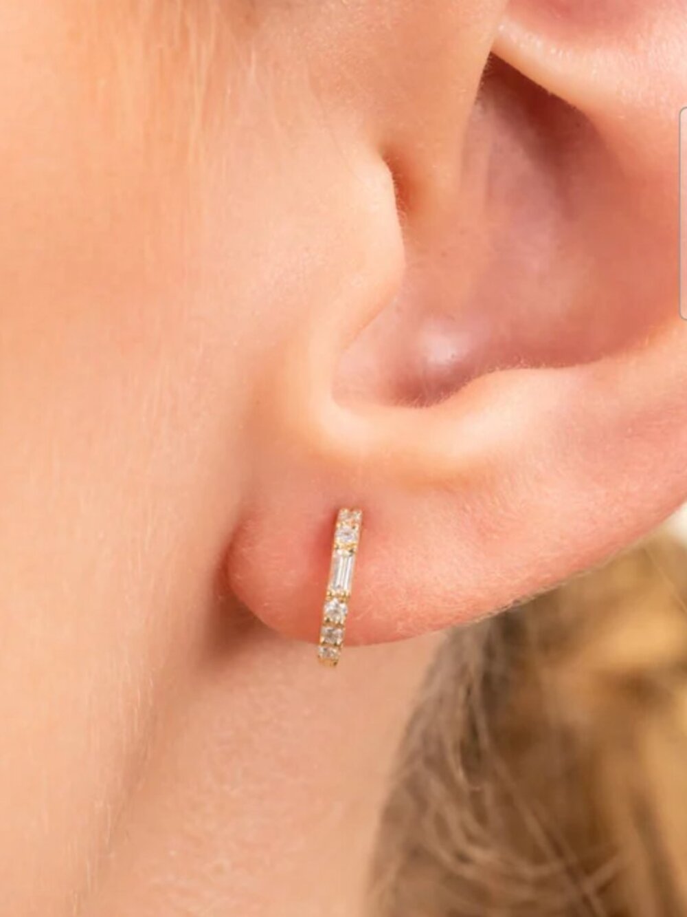 Sarah Ellis LLC diamond huggie earrings